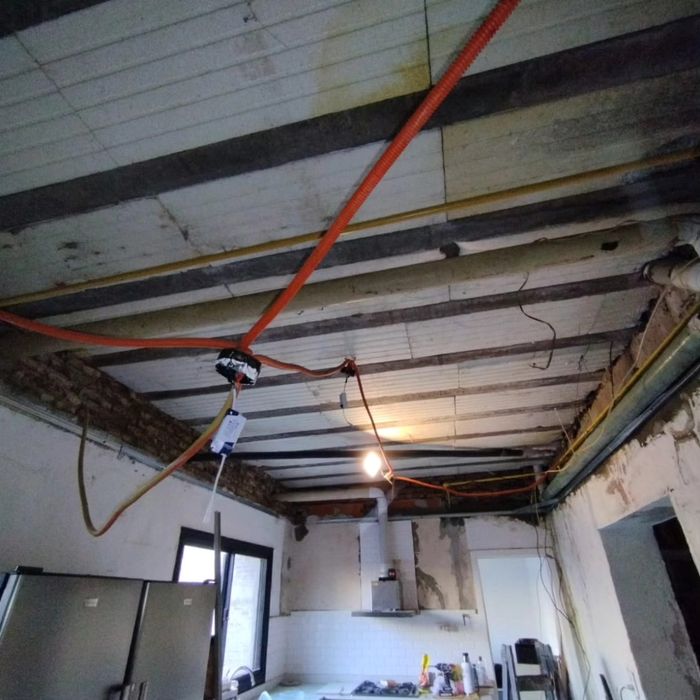 Techo de PVC instalado, obra de cliente