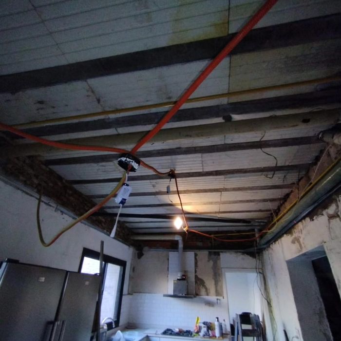 Techo de PVC instalado, obra de cliente