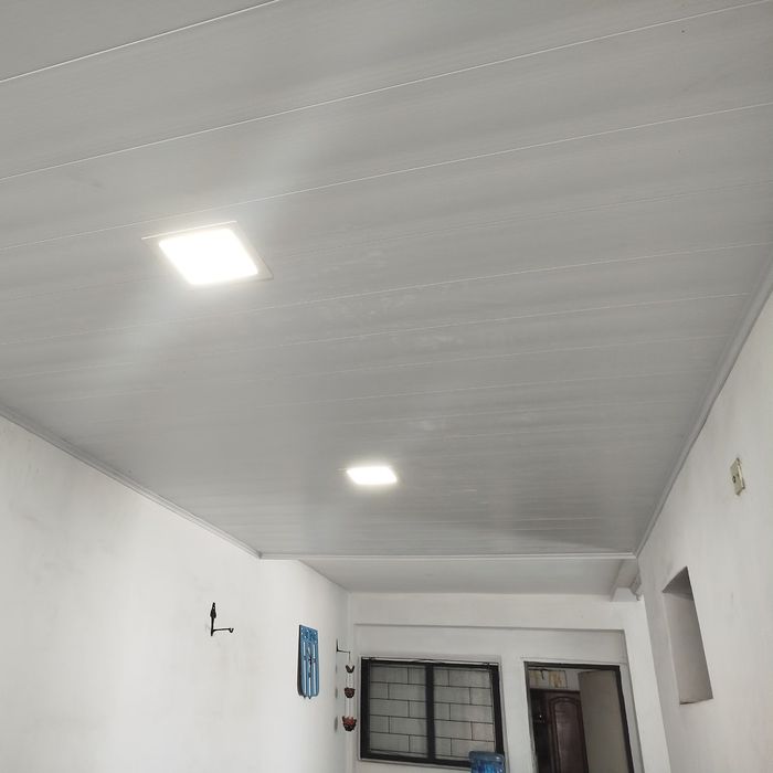 Techo de PVC instalado, obra de cliente